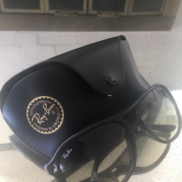 💯Authentic Ray-Ban 🕶 - Picture 2 of 6